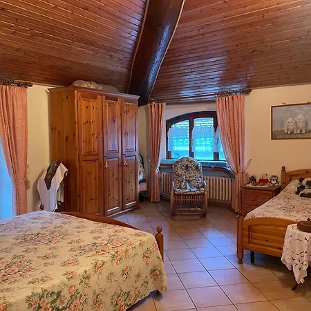 Ampio Bilocale Con Vista Montagne, Centro Apartment