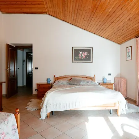 Апартаменты Ampio Bilocale Con Vista Montagne, Centro *