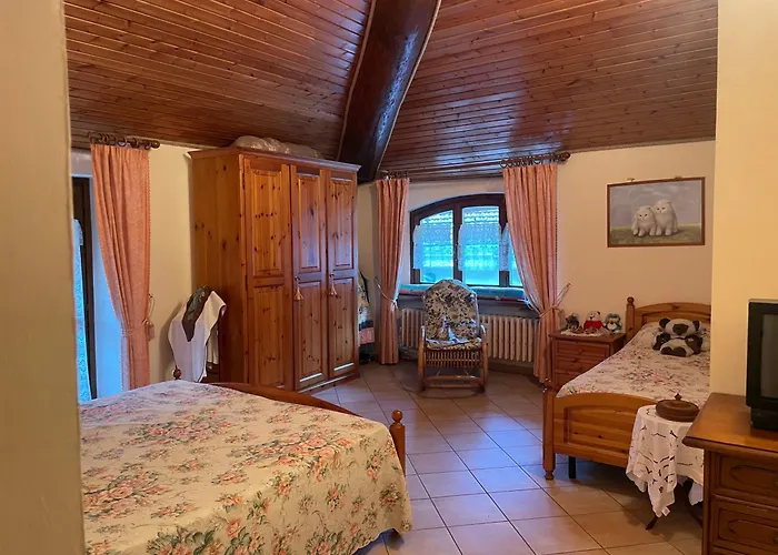 Ampio Bilocale Con Vista Montagne, Centro Apartment
