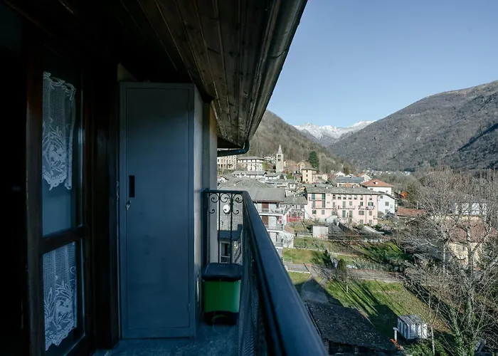 Ampio Bilocale Con Vista Montagne, Centro Apartment *